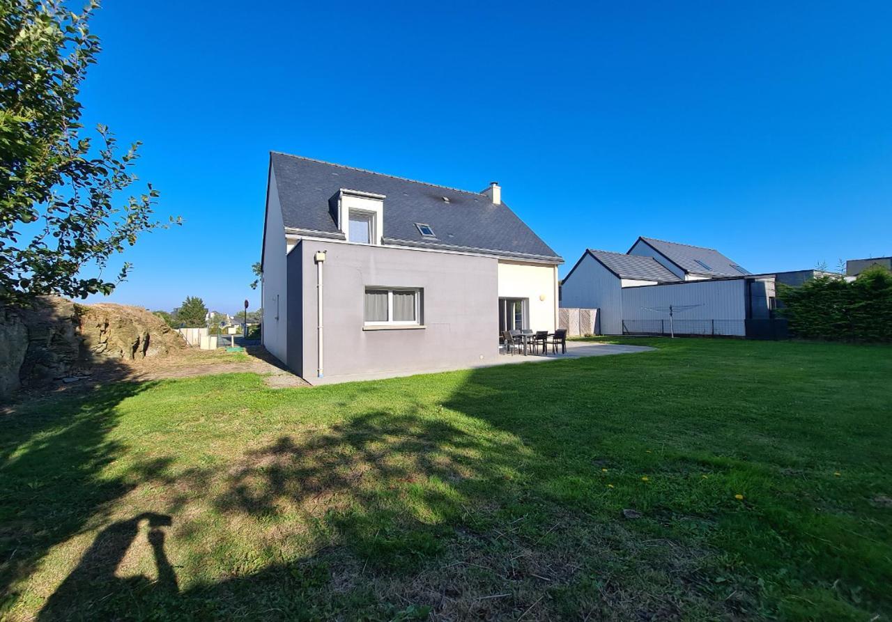 L'Exploratrice Villa Saint-Lunaire Bagian luar foto